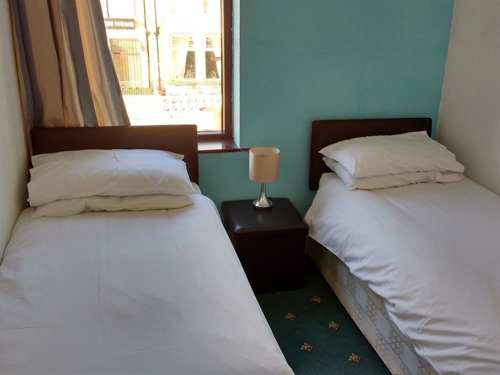 Frühstückspension Friends Hotel 4*